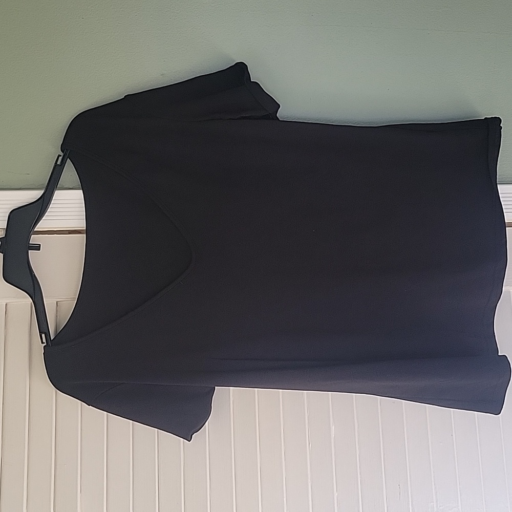 Basic black t-shirt